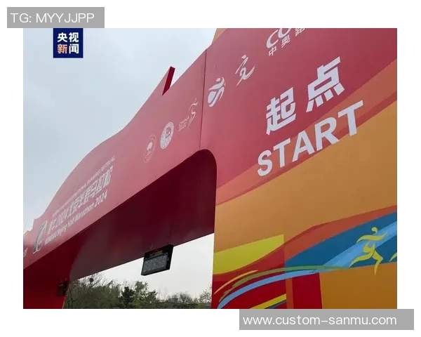 北京马拉松报名破十万人，刷新历史纪录