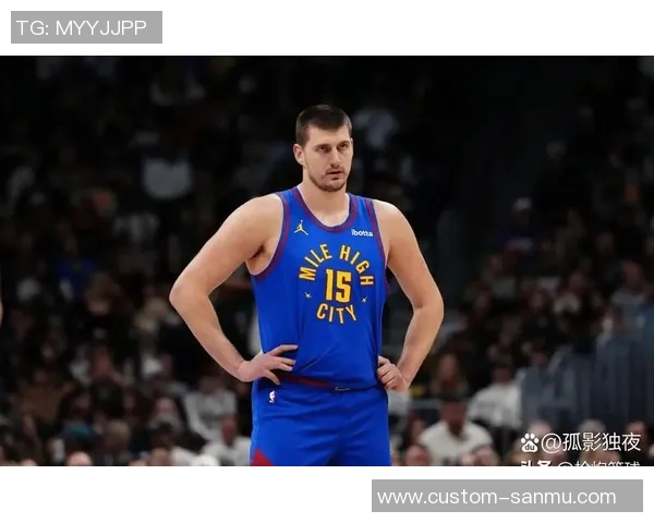 以镜头回顾约基奇温情时刻这一幕让无数球迷感动落泪